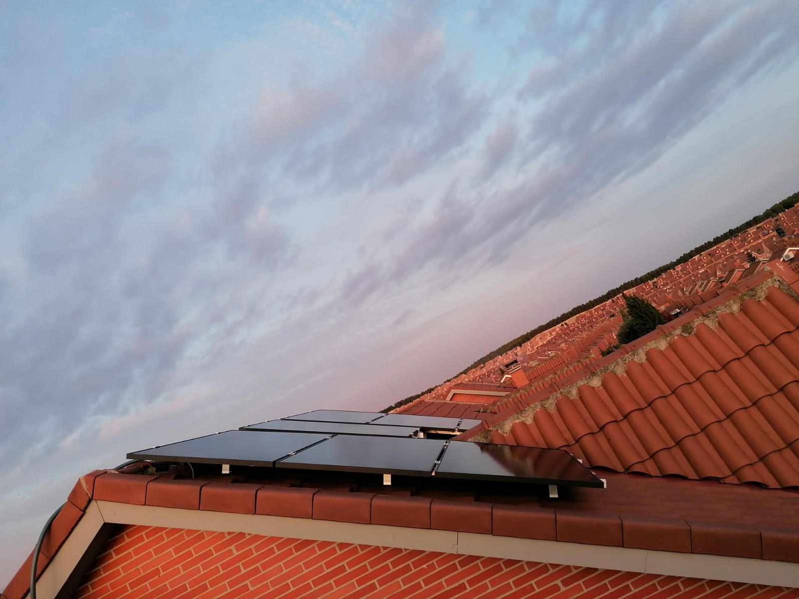 Instalaciones de placas solares realizadas en Rivas-Vaciamadrid por la empresa Urbi Solar.